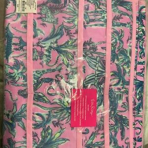 Lilly Pulitzer organizer